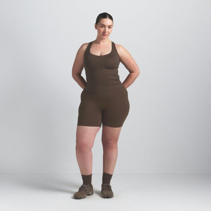 Φανελάκι πλάτης NikeSKIMS MATTE RACER Φανελάκι πλάτης NikeSKIMS MATTE RACER