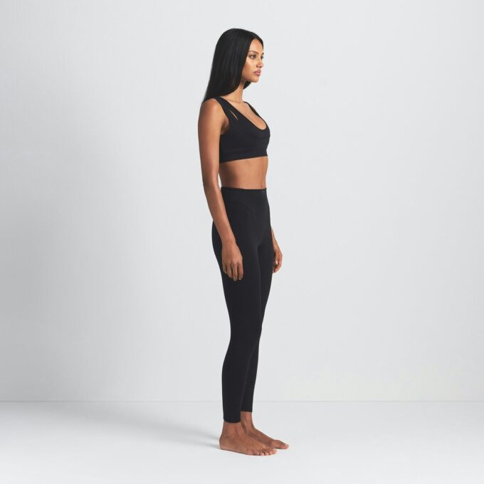 Κολάν NikeSKIMS ΜΑΤ V-LINE 26″ Κολάν NikeSKIMS ΜΑΤ V-LINE 26″