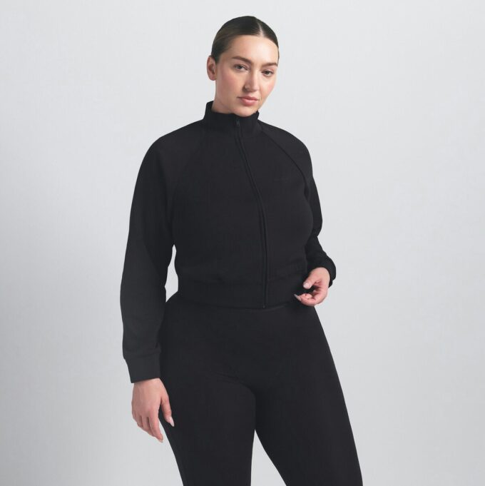 Ματ μπλουζάκι NikeSKIMS με σχέδιο TRICOT Ματ μπλουζάκι NikeSKIMS με σχέδιο TRICOT