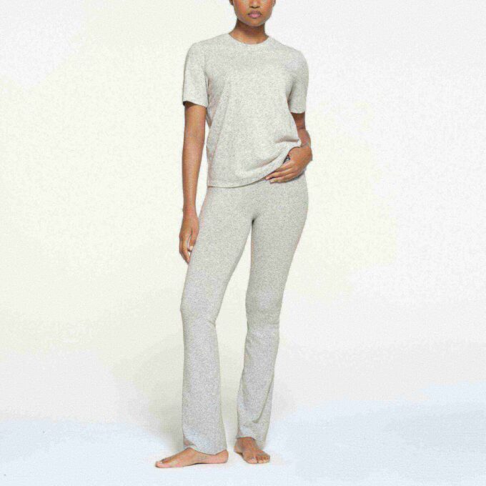 ΜΠΛΟΥΖΑ RELAXED TEES ΜΠΛΟΥΖΑ RELAXED TEES