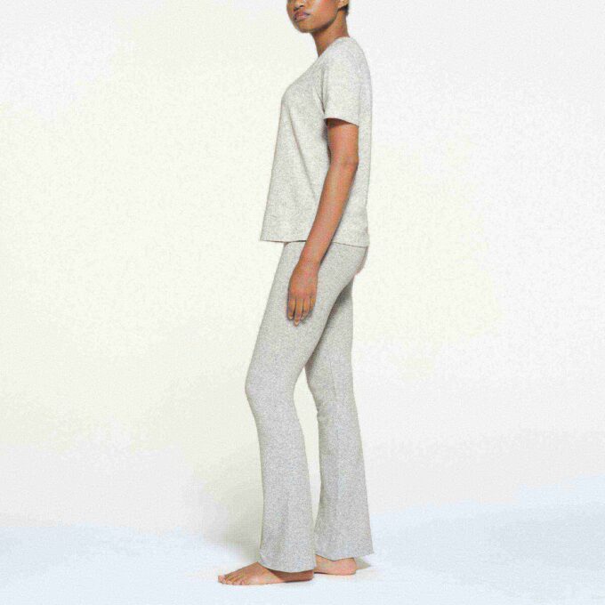 ΜΠΛΟΥΖΑ RELAXED TEES ΜΠΛΟΥΖΑ RELAXED TEES