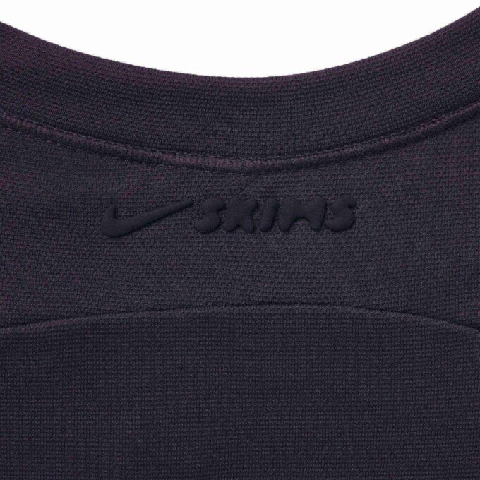 NikeSKIMS AIRY MUSCLE TEE