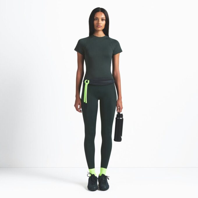 NikeSKIMS AIRY ΠΑΙΔΙΚΟ ΜΠΛΟΥΖΑΚΙ NikeSKIMS AIRY ΠΑΙΔΙΚΟ ΜΠΛΟΥΖΑΚΙ