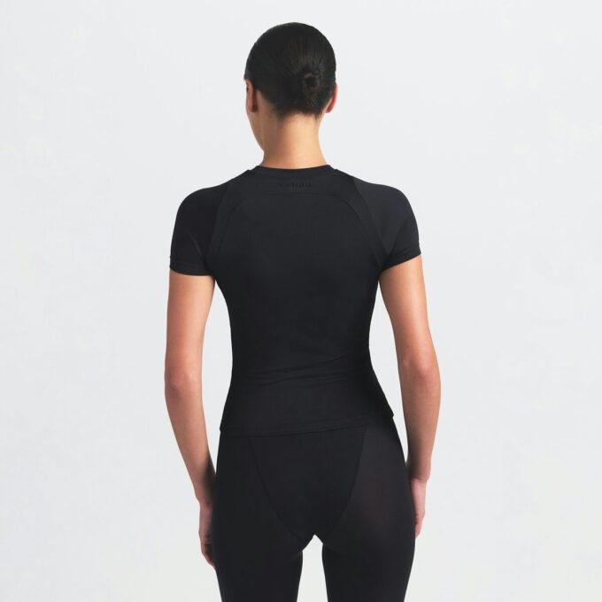 NikeSKIMS AIRY ΠΑΙΔΙΚΟ ΜΠΛΟΥΖΑΚΙ NikeSKIMS AIRY ΠΑΙΔΙΚΟ ΜΠΛΟΥΖΑΚΙ