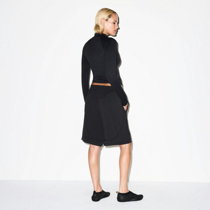 NikeSKIMS AIRY RELAXED ΣΟΡΤΣ NikeSKIMS AIRY RELAXED ΣΟΡΤΣ