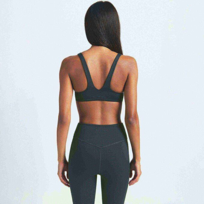 NikeSKIMS ΜΑΤ ΚΟΛΑΝ 26″ NikeSKIMS ΜΑΤ ΚΟΛΑΝ 26″