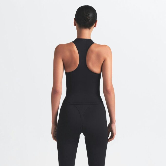 NikeSKIMS ΜΑΤ ΜΑΥΡΟ ΑΘΛΗΤΙΚΟ ΦΑΝΕΛΑΚΙ ΜΕ ΨΕΥΔΗ ΛΑΙΜΟΚΟΨΗ NikeSKIMS ΜΑΤ ΜΑΥΡΟ ΑΘΛΗΤΙΚΟ ΦΑΝΕΛΑΚΙ ΜΕ ΨΕΥΔΗ ΛΑΙΜΟΚΟΨΗ
