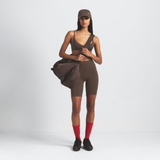 NikeSKIMS ΜΑΤ ΣΟΡΤΣ ΠΟΔΗΛΑΣΙΑΣ 7″