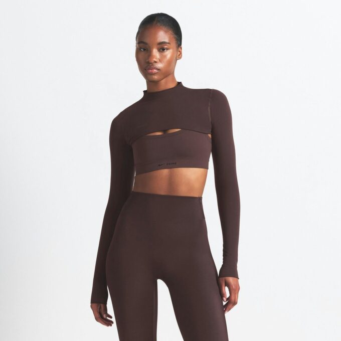 NikeSKIMS VINTAGE SEAMLESS SHRUG NikeSKIMS VINTAGE SEAMLESS SHRUG