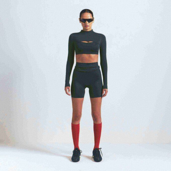 NikeSKIMS VINTAGE SEAMLESS SHRUG NikeSKIMS VINTAGE SEAMLESS SHRUG