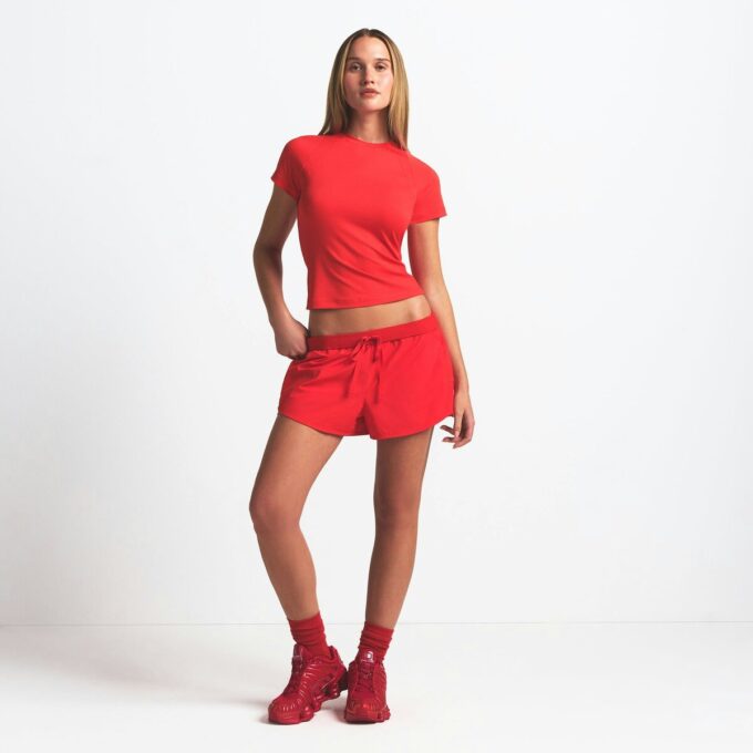 NikeSKIMS ΥΦΑΣΜΑΤΙΝΟ ΝΑΙΛΟΝ ΣΟΡΤΣ ΤΡΕΞΙΜΑΤΟΣ 2,5″ NikeSKIMS ΥΦΑΣΜΑΤΙΝΟ ΝΑΙΛΟΝ ΣΟΡΤΣ ΤΡΕΞΙΜΑΤΟΣ 2,5″