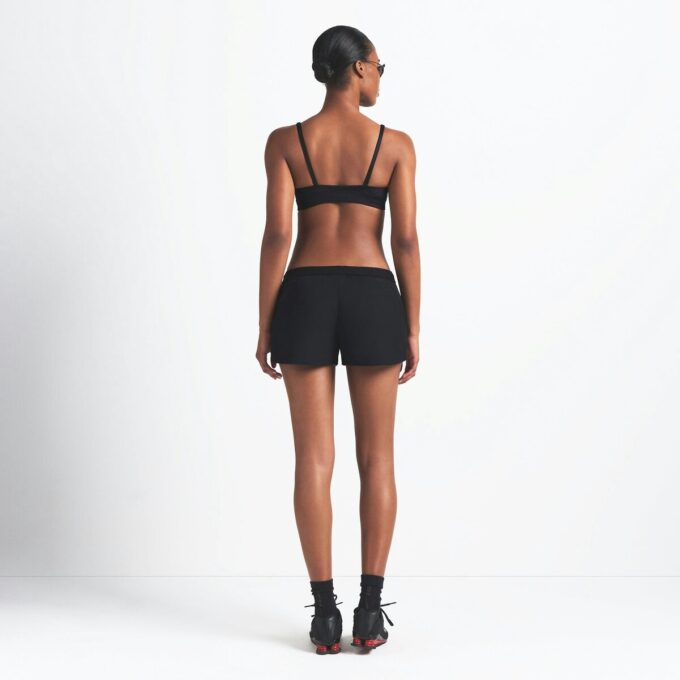 NikeSKIMS ΥΦΑΣΜΑΤΙΝΟ ΝΑΙΛΟΝ ΣΟΡΤΣ ΤΡΕΞΙΜΑΤΟΣ 2,5″ NikeSKIMS ΥΦΑΣΜΑΤΙΝΟ ΝΑΙΛΟΝ ΣΟΡΤΣ ΤΡΕΞΙΜΑΤΟΣ 2,5″