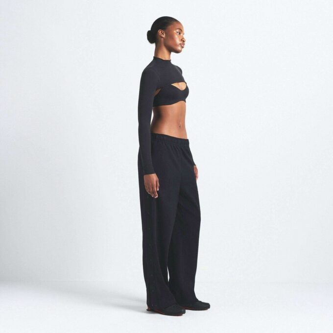 ΠΑΝΤΕΛΟΝΙ NikeSKIMS MATTE TRICOT SNAPS SIDE ΠΑΝΤΕΛΟΝΙ NikeSKIMS MATTE TRICOT SNAPS SIDE