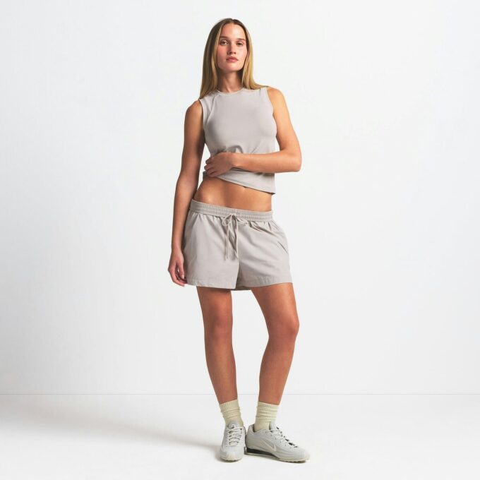 Σορτς NikeSKIMS από υφαντό νάιλον 5″ Σορτς NikeSKIMS από υφαντό νάιλον 5″