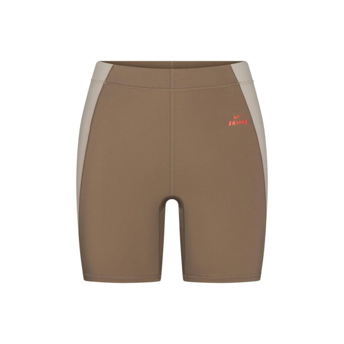 Σορτς ποδηλασίας NikeSKIMS SHINE 5″ Σορτς ποδηλασίας NikeSKIMS SHINE 5″
