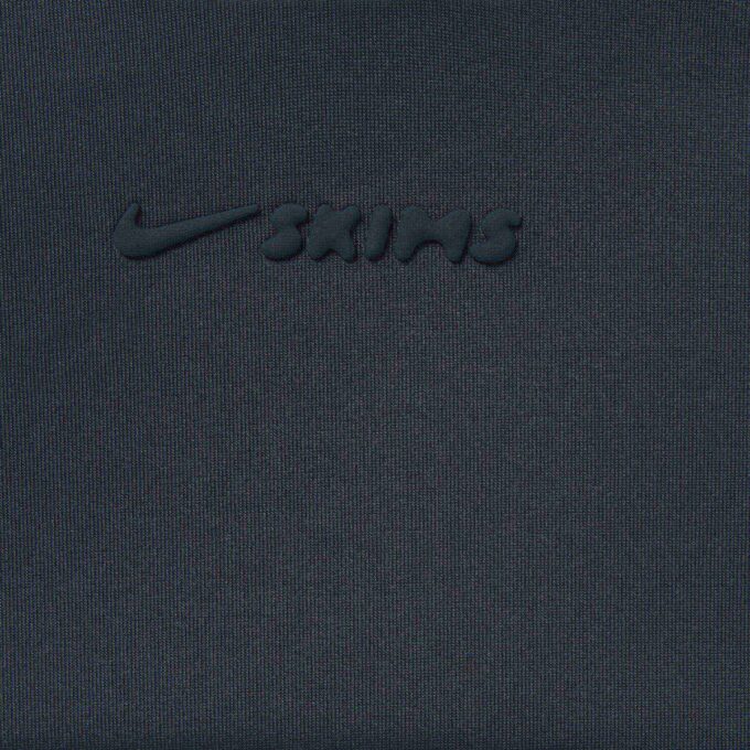 NikeSKIMS SHINE ΜΑΚΡΥΜΑΝΙΚΟ ΜΙΣΟ ΦΕΡΜΟΥΑΡ NikeSKIMS SHINE ΜΑΚΡΥΜΑΝΙΚΟ ΜΙΣΟ ΦΕΡΜΟΥΑΡ