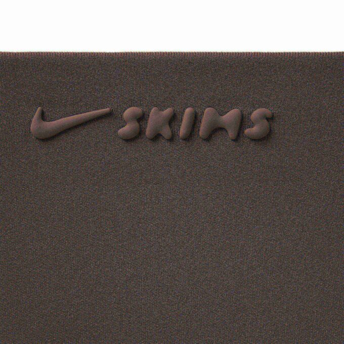NikeSKIMS ΜΑΤ ΣΟΥΤΙΕΝ CAMI ΤΟΠ NikeSKIMS ΜΑΤ ΣΟΥΤΙΕΝ CAMI ΤΟΠ