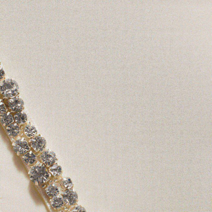 Σουτιέν ώθησης SKIMS ULTIMATE RHINESTONE σε σχήμα δάκρυ Σουτιέν ώθησης SKIMS ULTIMATE RHINESTONE σε σχήμα δάκρυ