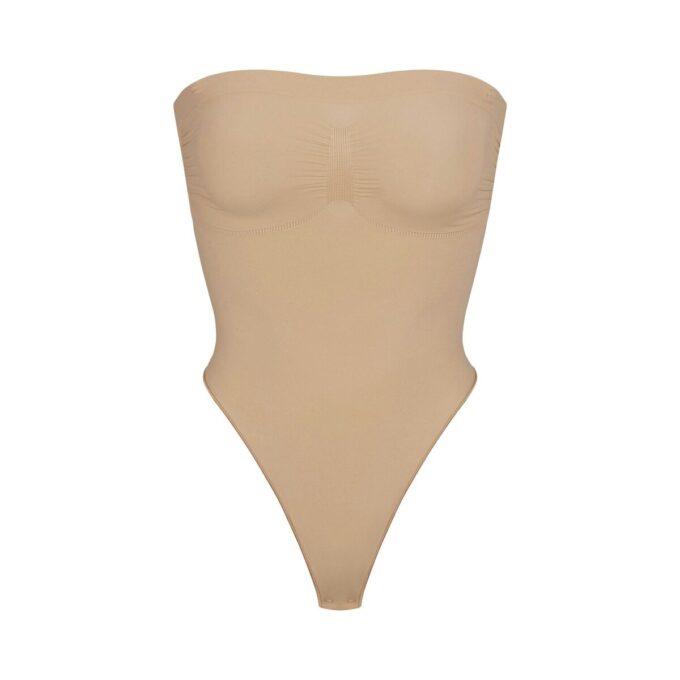 Στρινγκ κορμάκι με strapless print και ραφές Στρινγκ κορμάκι με strapless print και ραφές