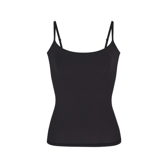 ΤΑΙΡΙΑΖΕΙ ΣΕ ΟΛΟΥΣ CAMI ΤΑΙΡΙΑΖΕΙ ΣΕ ΟΛΟΥΣ CAMI